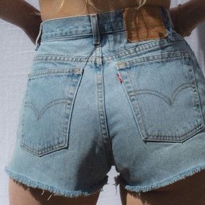 Vintage light wash Levi’s